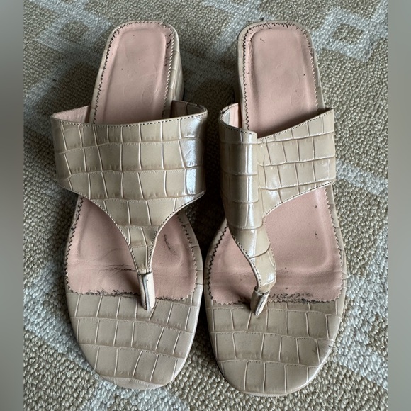 J. Crew Italian Croc Embossed Heeled Thong Sandals Resort Shoes Vacation Nude 8 - Picture 5 of 7